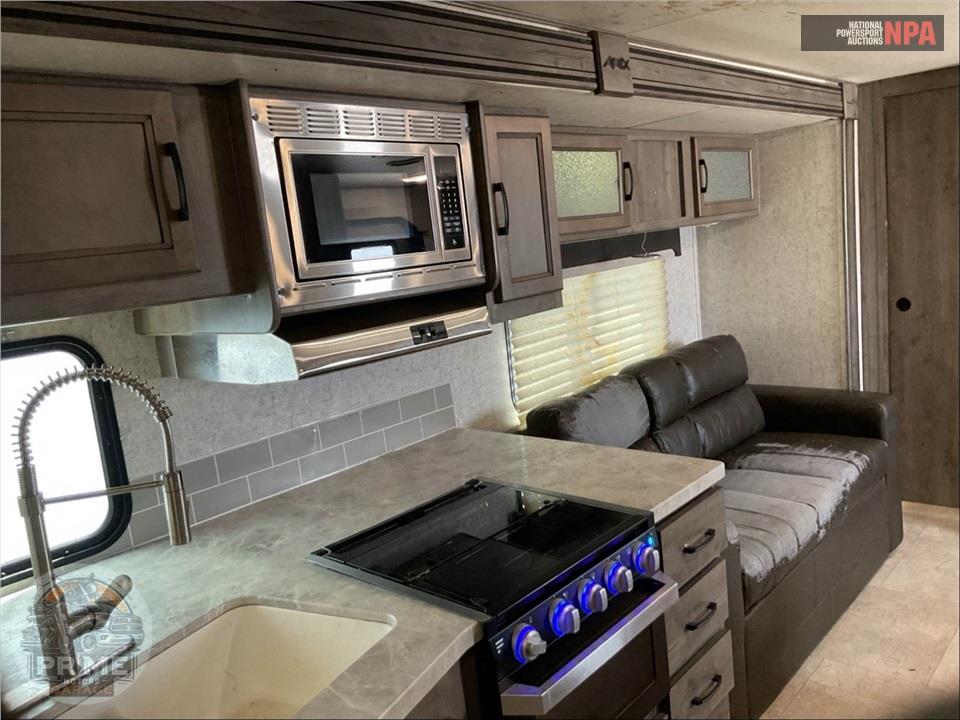 2020 Apex By Coachmen M-300 BHS -  SERIES — фото 9
