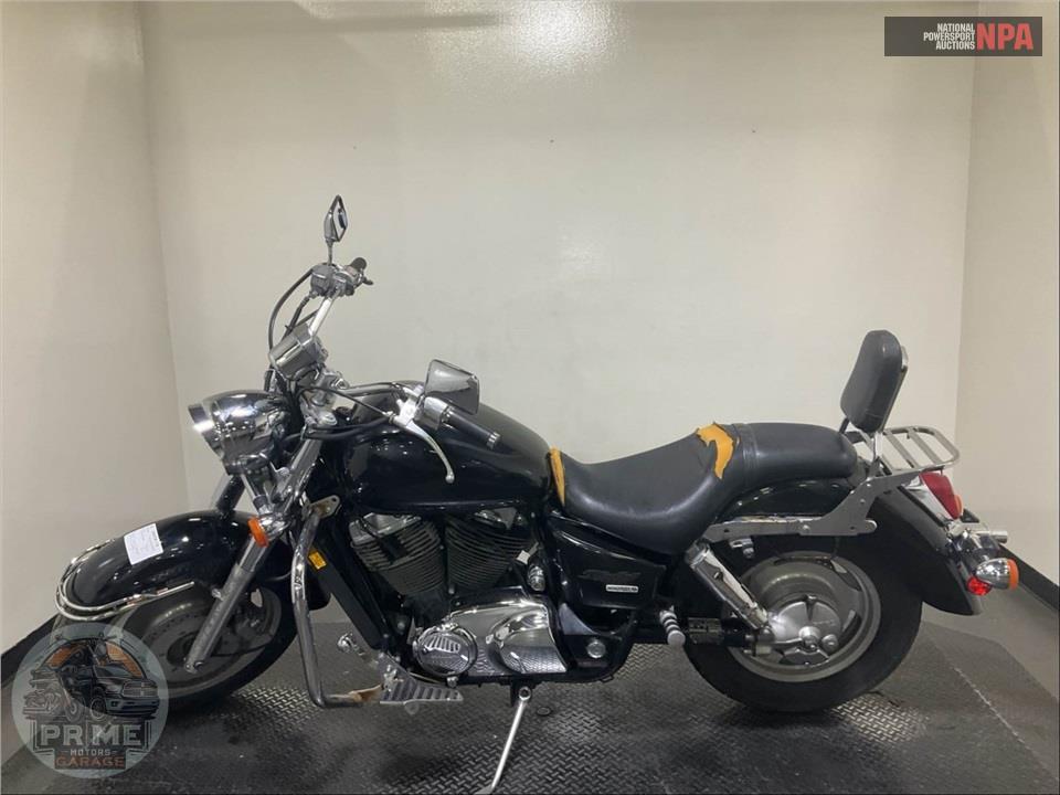 2004 Honda VT1100C24 SHADOW SABRE — фото 3