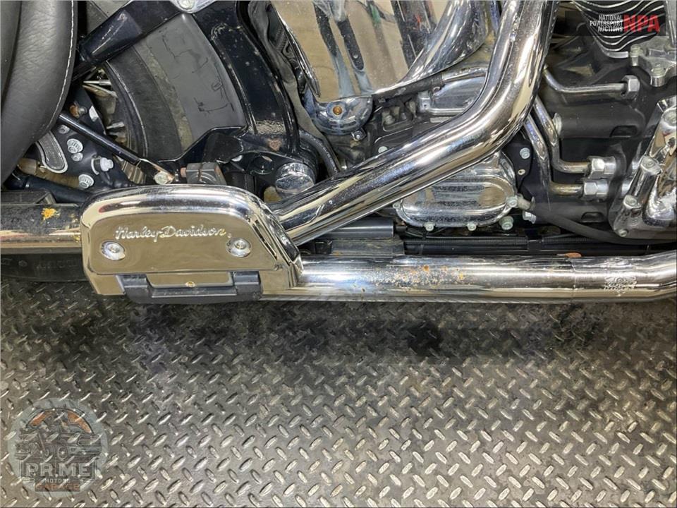 2001 Harley-Davidson FLSTC HERITAGE SOFTAIL CLASSIC — фото 16