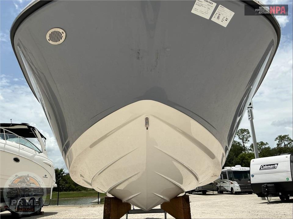 2025 Sea Ray Boats SPX 230(*) SPX SERIES L=24/E=1-200HP MERCURY OB — фото 14