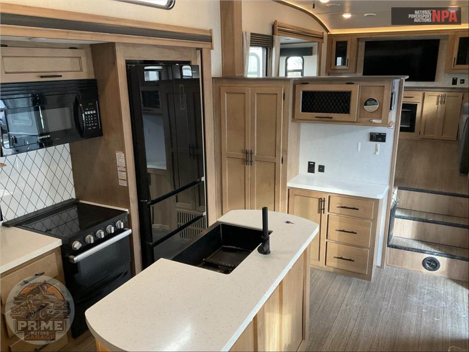 2023 Sabre By Forest River M-37FLH - FIFTH WHEEL SERIES — фото 6
