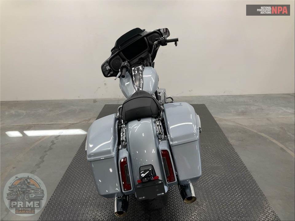 2025 Harley-Davidson FLHX STREET GLIDE — фото 4