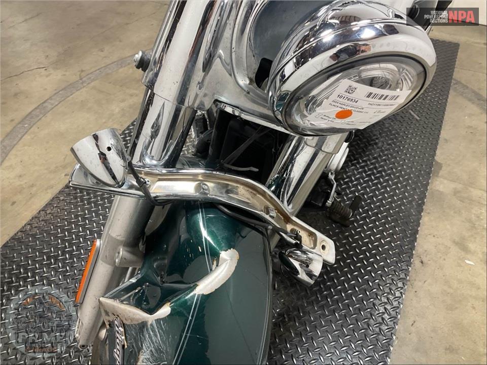 2024 Harley-Davidson FLHCS HERITAGE CLASSIC 114 — фото 32