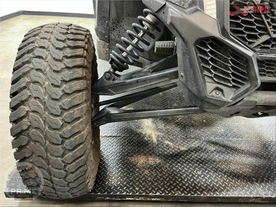 2019 Can-Am MAVERICK X3 X RS TURBO R — фото 17