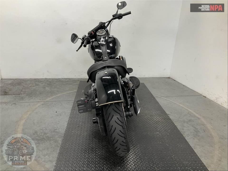 2017 Harley-Davidson FLSS SOFTAIL SLIM S — фото 4