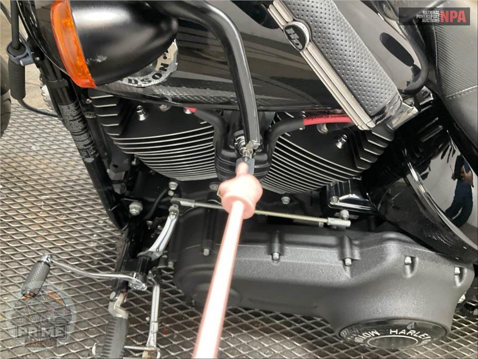 2016 Harley-Davidson FXSB BREAKOUT — фото 22