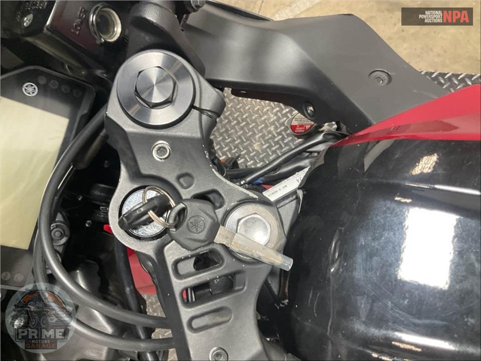 2024 Yamaha YZF-R3 — фото 13