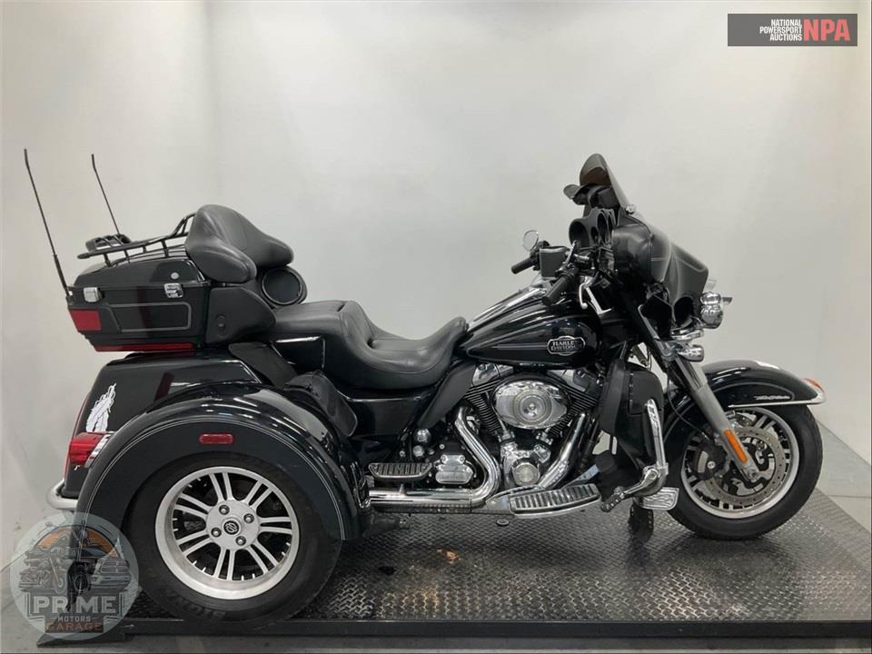 2012 Harley-Davidson FLHTCUTG TRIGLIDE UL CLSC — фото 1