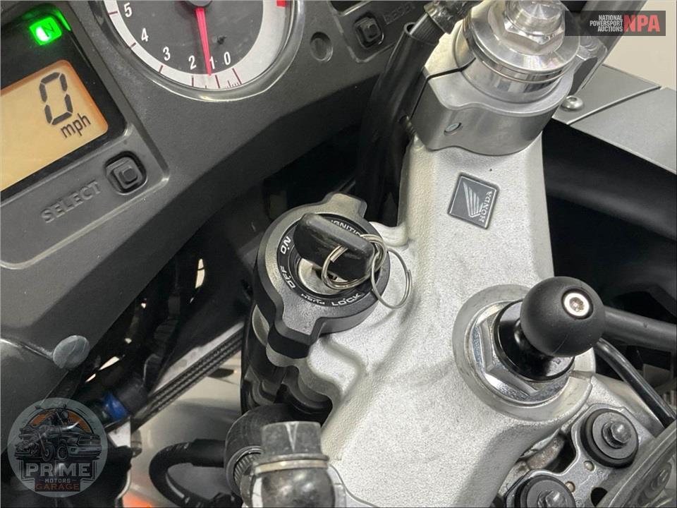 2008 Honda VFR8008 INTERCEPTOR — фото 11