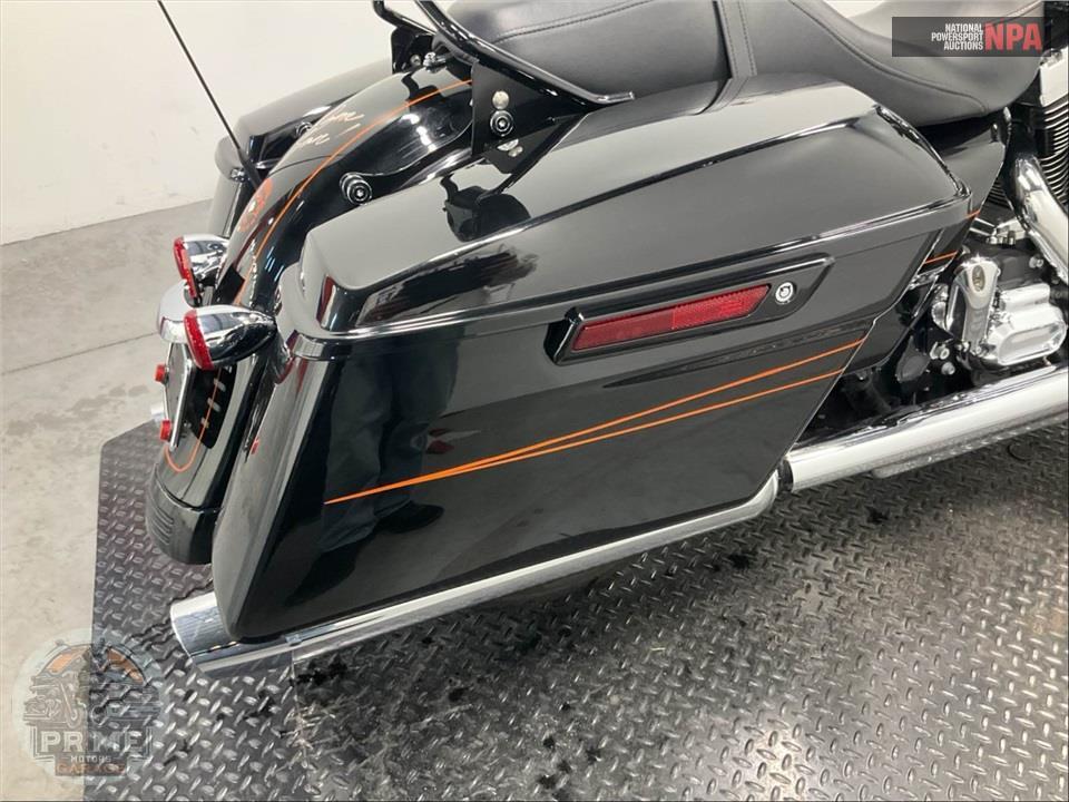 2016 Harley-Davidson FLHXS STREET GLIDE SPECIAL — фото 15