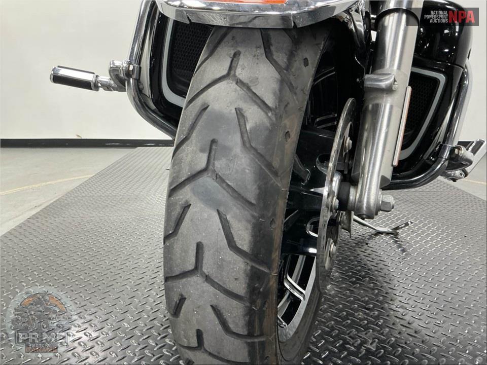 2019 Harley-Davidson FLHTK ULTRA LIMITED — фото 30