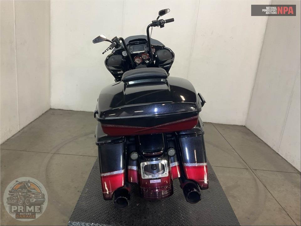 2018 Harley-Davidson FLTRXS ROAD GLIDE SPECIAL — фото 4