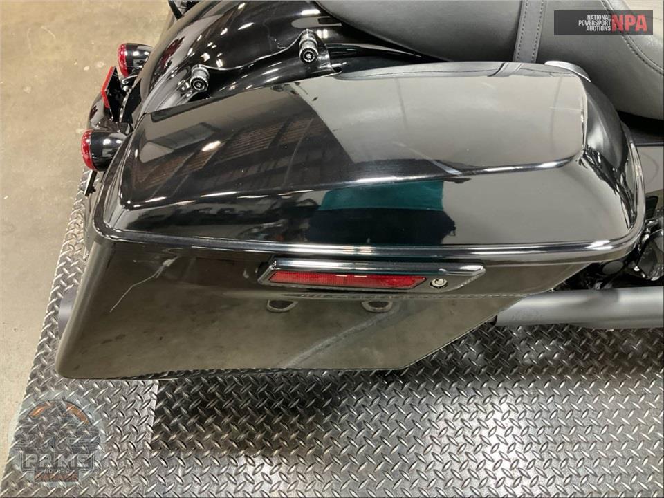 2020 Harley-Davidson FLTRXS ROAD GLIDE SPECIAL — фото 20