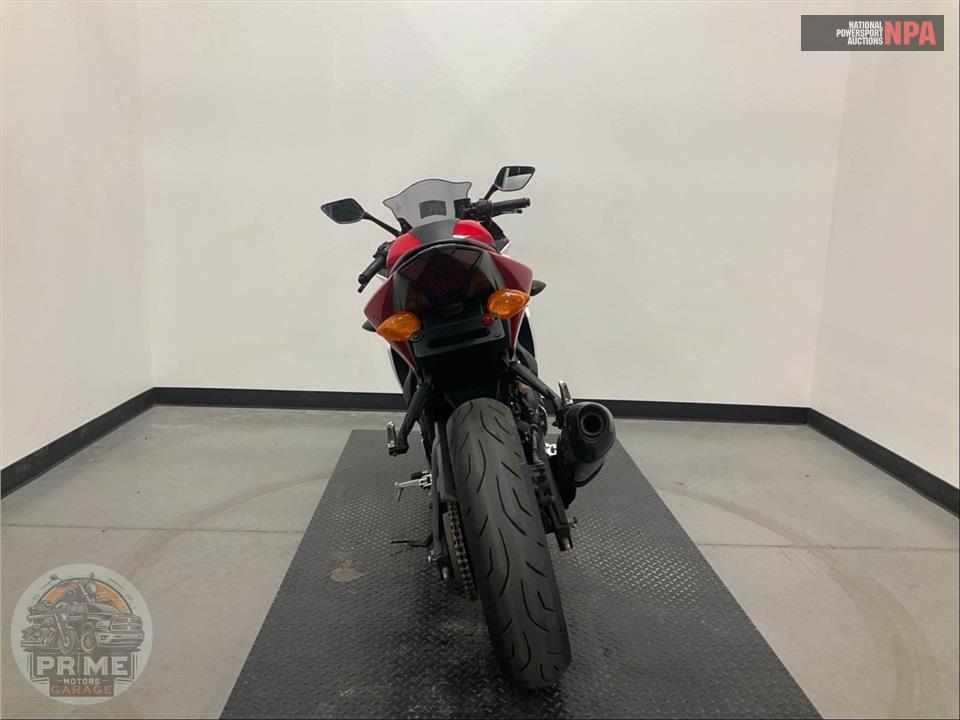 2015 Yamaha YZF-R3 — фото 4