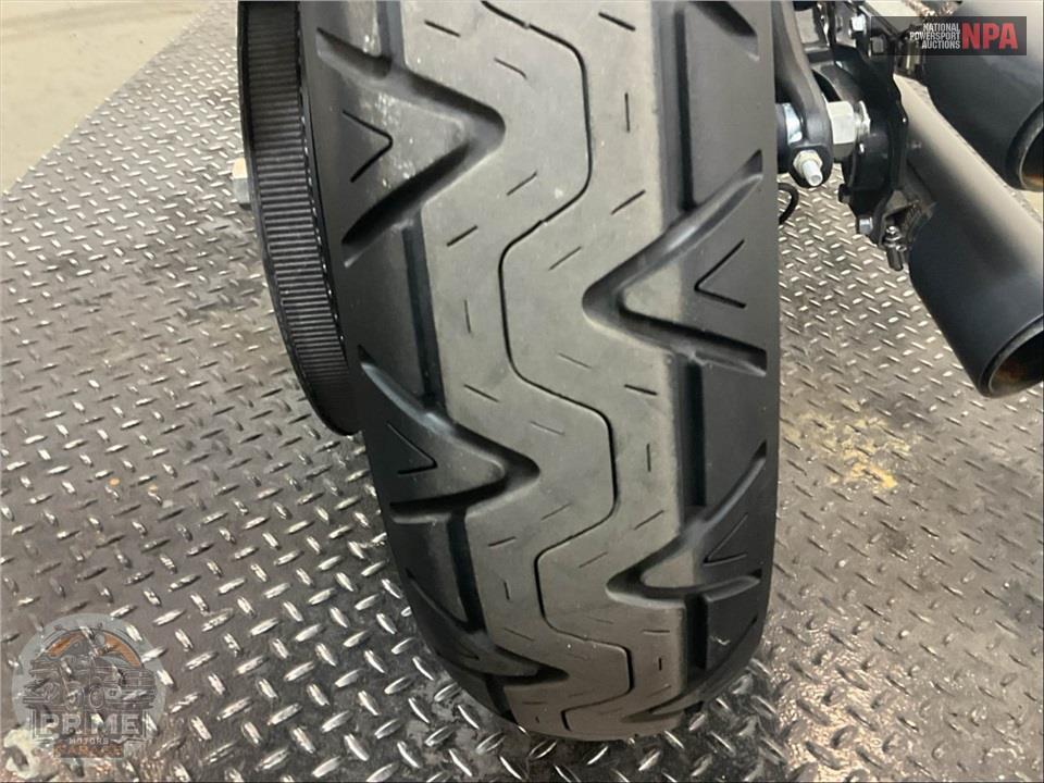 2020 Indian Motorcycle SCOUT BOBBER (ABS, BLACK) — фото 19