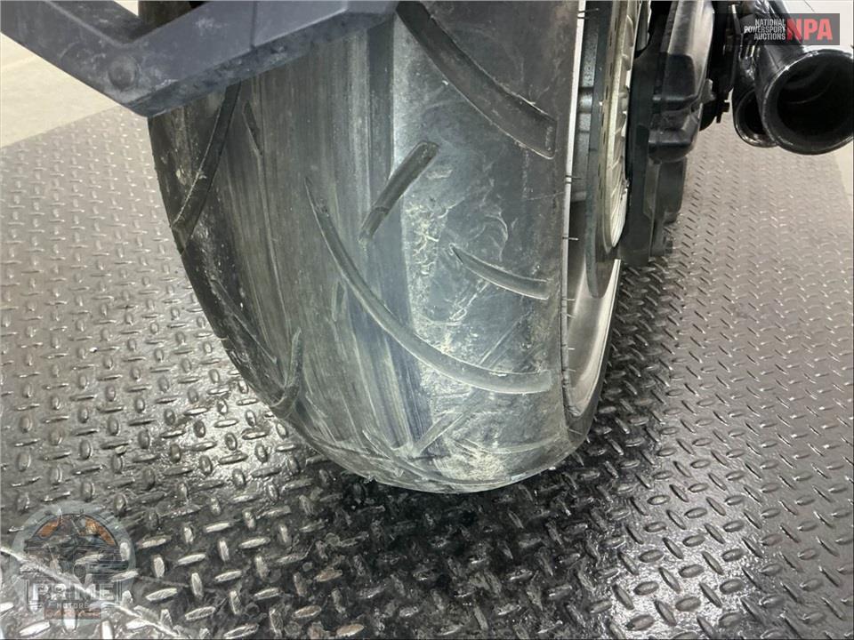 2011 Yamaha XV19CSAL/C RAIDER S BLUE — фото 21