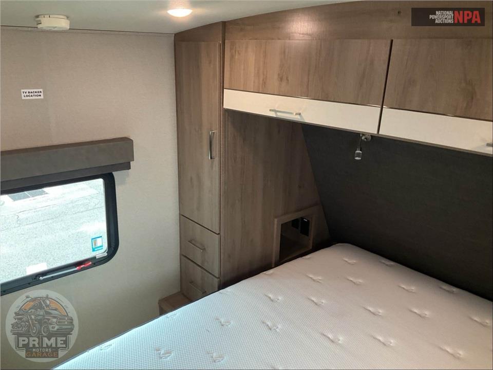 2022 Grand Design Recreational Vehicles M-2800BH - IMAGINE SERIES — фото 12