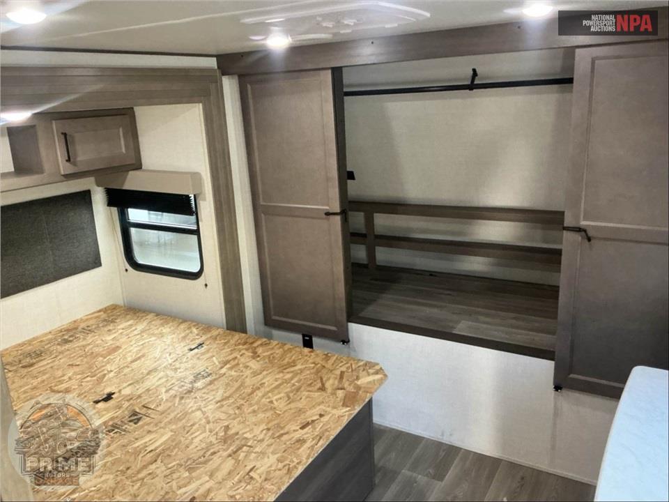 2024 Grand Design Recreational Vehicles M-331BH - TRANSCEND XPLOR SERIES — фото 11