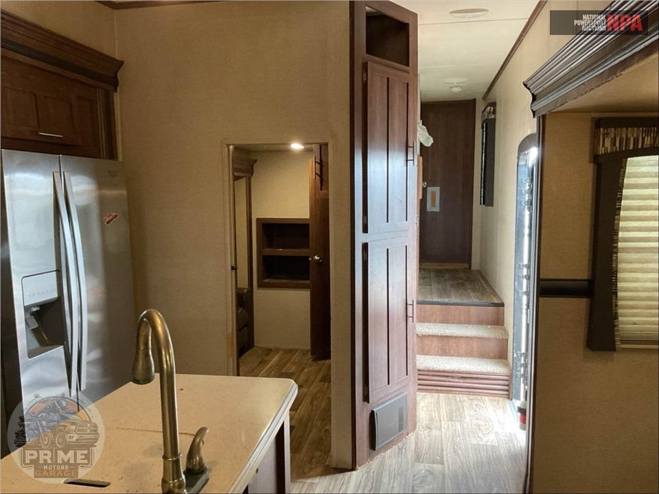 2017 Crossroads Rv M-3801 MD - VOLANTE HP FIFTH WHEEL SERIES — фото 9