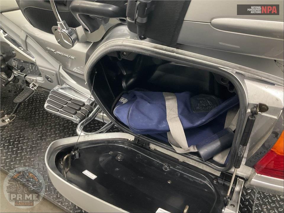 2005 Honda GL18005 GOLDWING — фото 17
