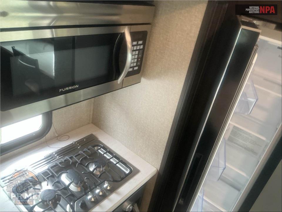 2022 Grand Design Recreational Vehicles M-320MKS - REFLECTION FIFTH WHEEL SERIES — фото 16