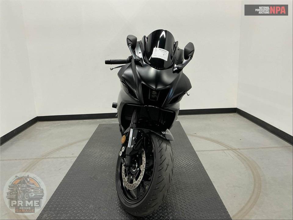 2025 Yamaha YZF-R7 — фото 2