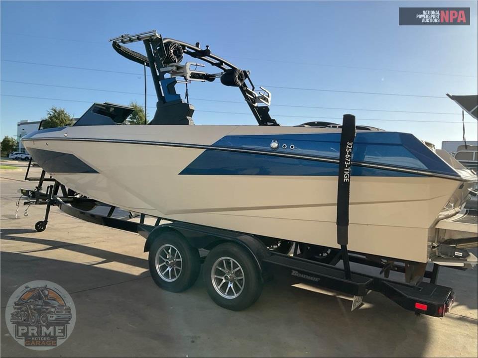2024 Atx Surf Boats 24 TYPE-S L=24/E=1 400HP INDMAR IB — фото 3