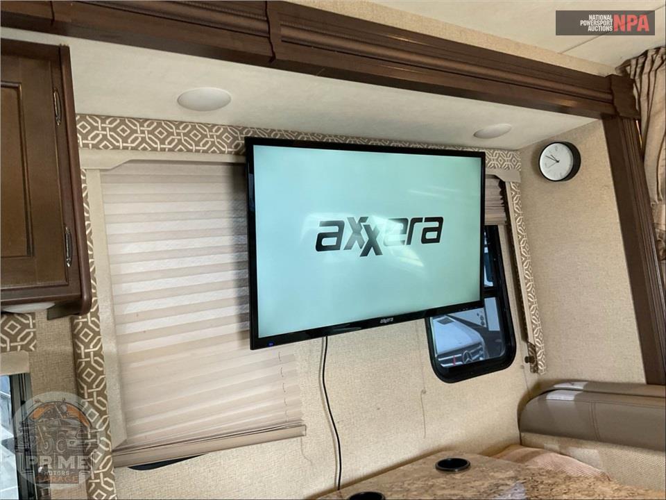 2017 Thor Motor Coach M-29FE E450-V10 - FREEDOM ELITE SERIES — фото 36