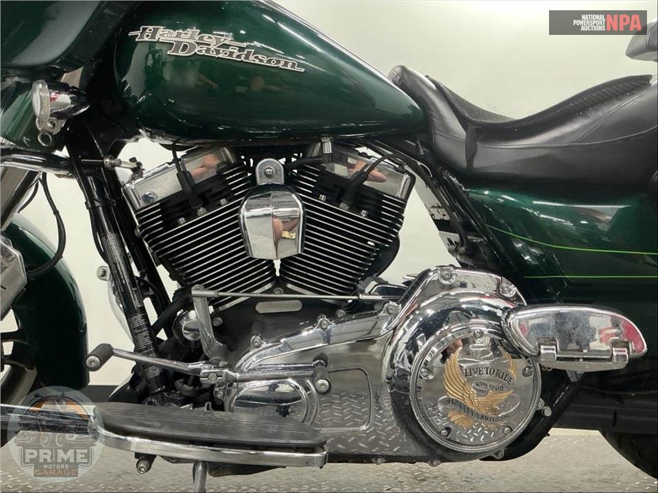 2015 Harley-Davidson FLHXS STREET GLIDE SPECIAL — фото 7