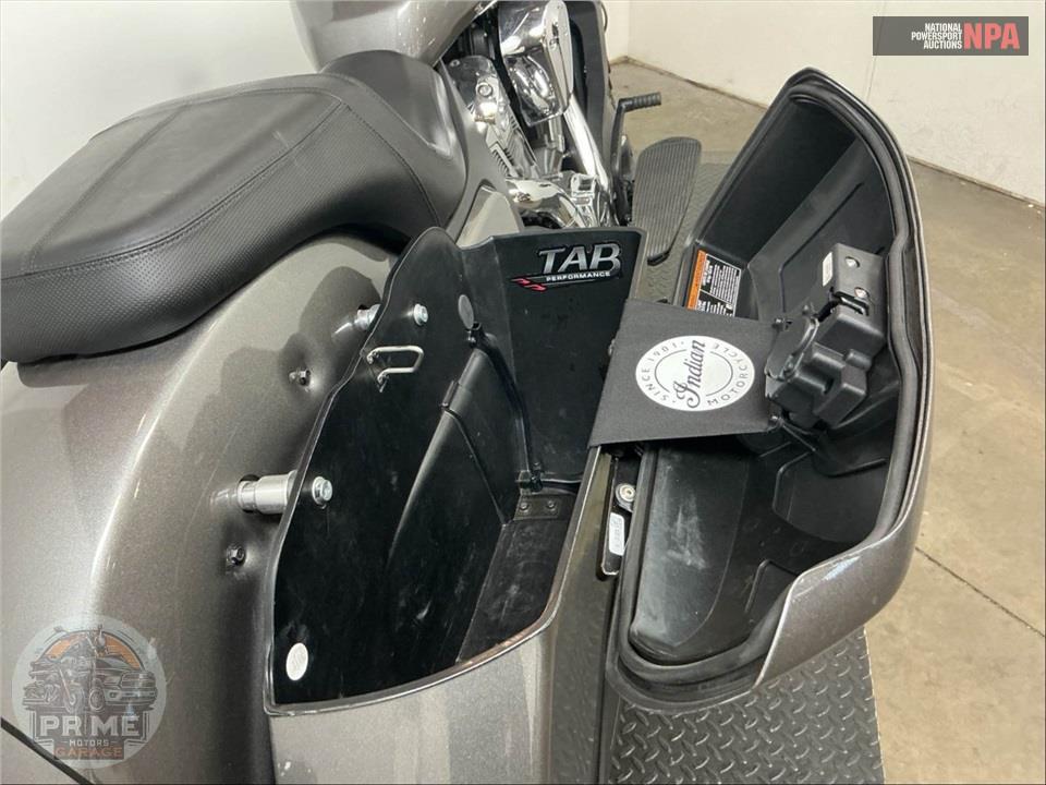 2020 Indian Motorcycle CHALLENGER — фото 17