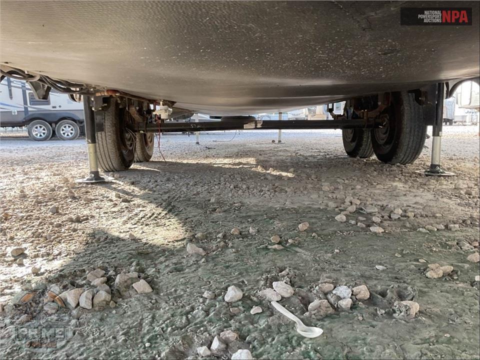 2022 Keystone Rv M-30RL SPRINTER FIFTHWHEEL SERIES — фото 35