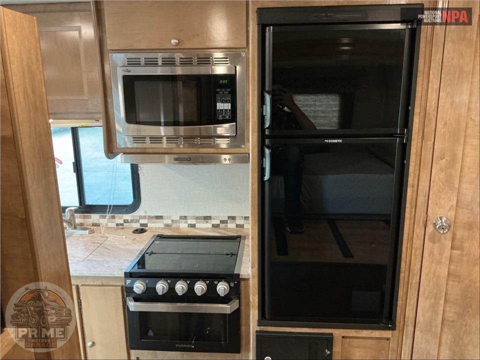 2019 Coachmen By Forest River M-240 FS FORD E450 - LEPRECHAUN SERIES — фото 29
