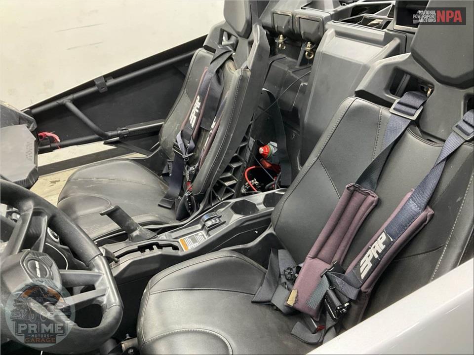 2018 Can-Am MAVERICK X3 TURBO — фото 22
