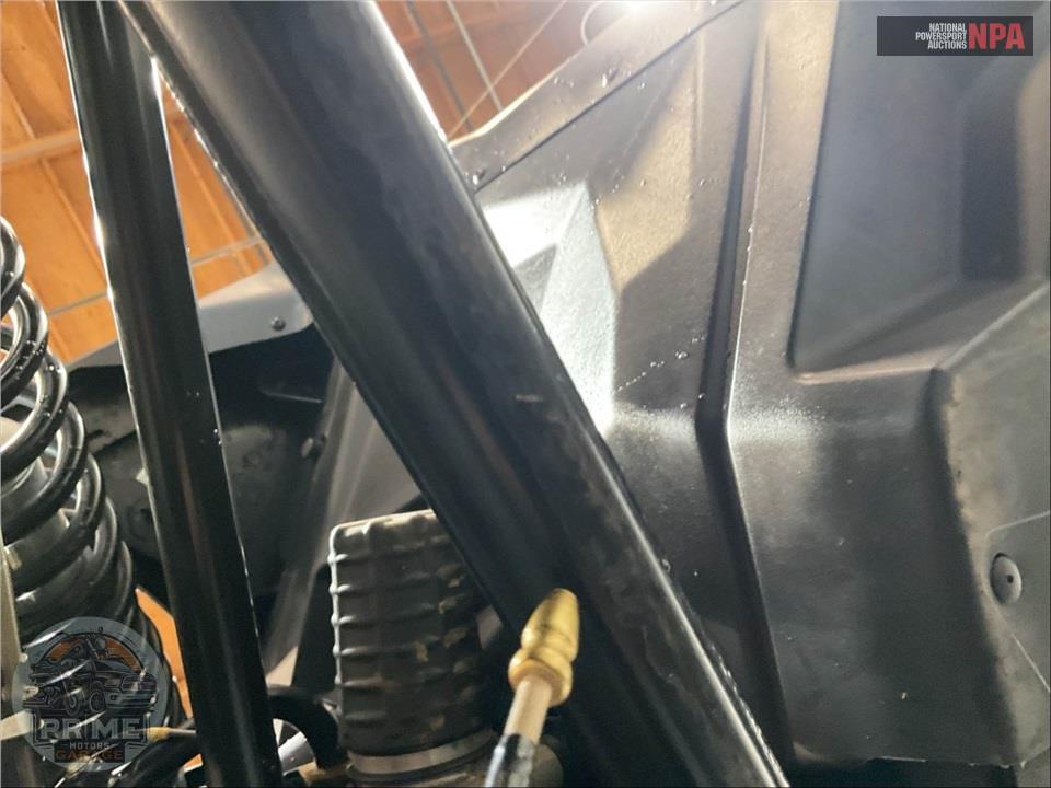 2023 Can-Am MAVERICK X3 X RS TURBO RR WITH SMART-SHOX 72 — фото 17