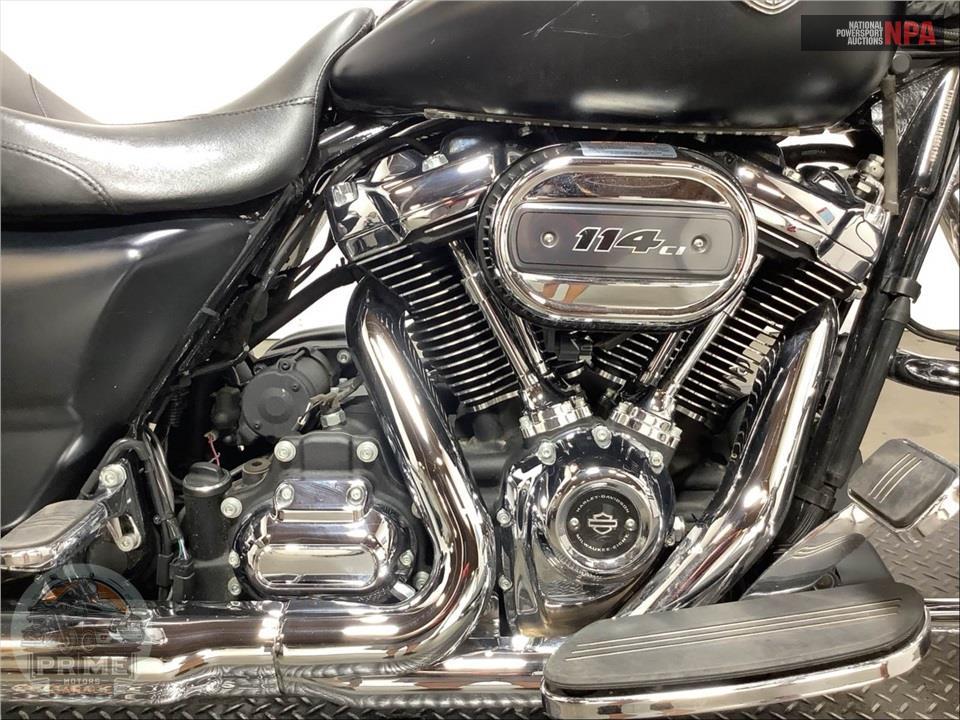 2022 Harley-Davidson FLHXS STREET GLIDE SPECIAL — фото 6