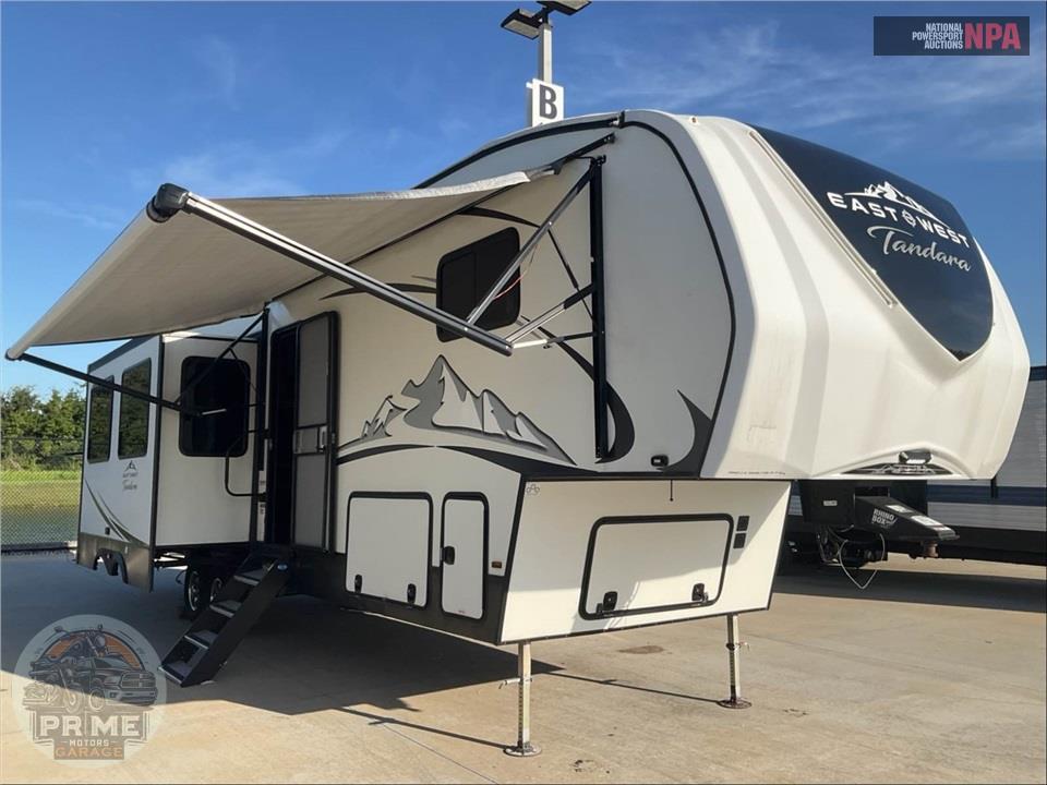 2022 East To West M-375BH-OK - TANDARA FIFTH WHEEL SERIES — фото 1
