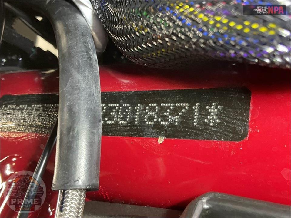2024 Indian Motorcycle FTR R CARBON — фото 17