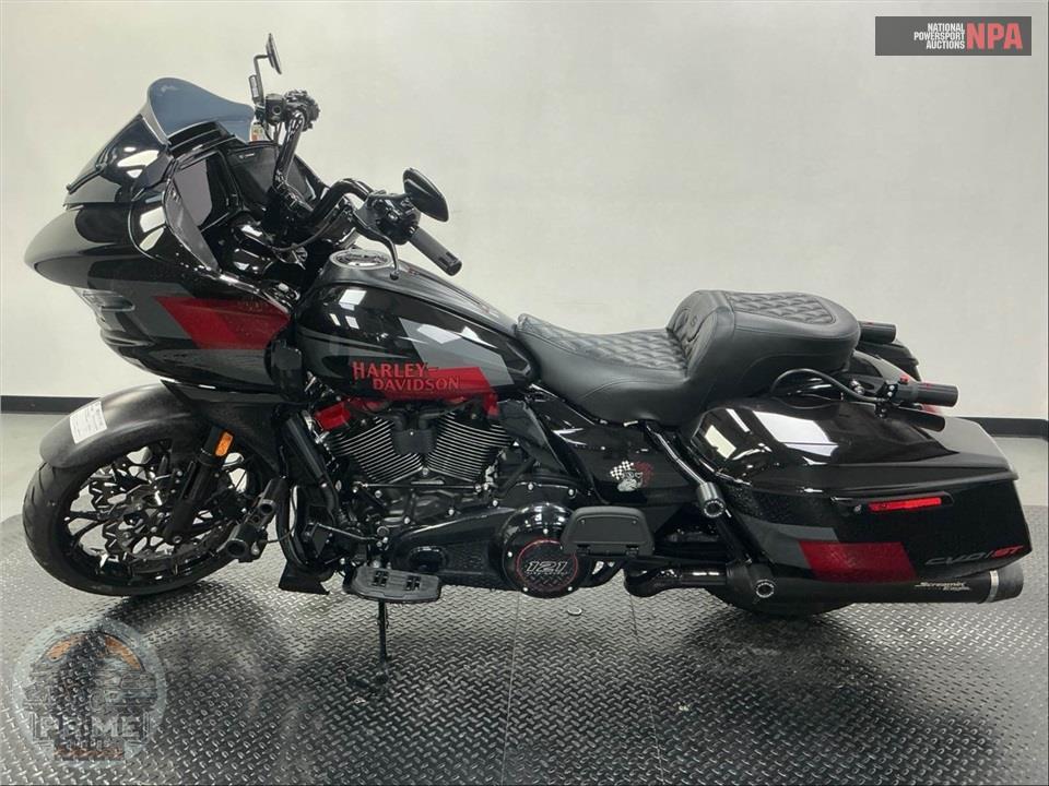 2025 Harley-Davidson FLTRXSTSE CVO ROAD GLIDE ST — фото 3