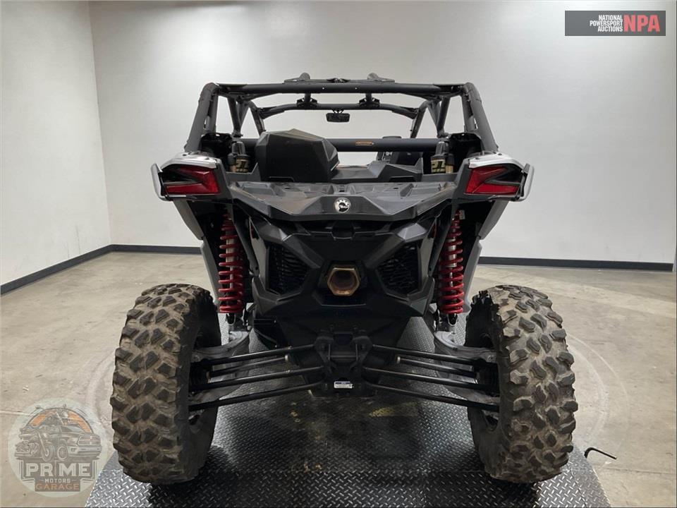 2025 Can-Am MAVERICK X3 MAX DS TURBO (RED & SILVER) — фото 4