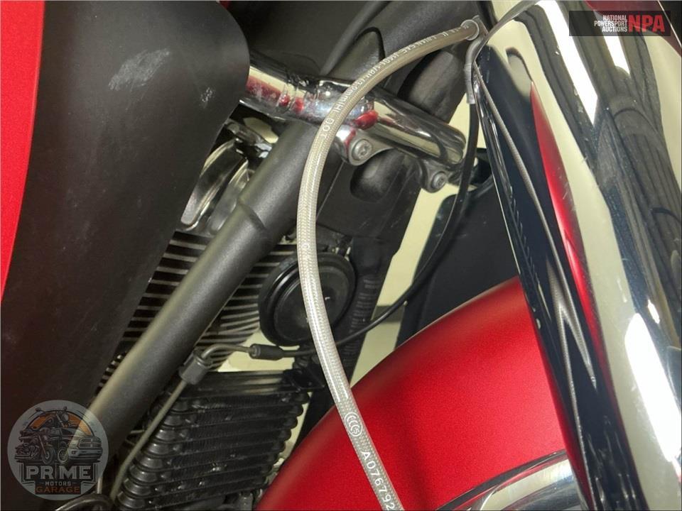 2019 Indian Motorcycle ROADMASTER (TWO-TONE) — фото 13