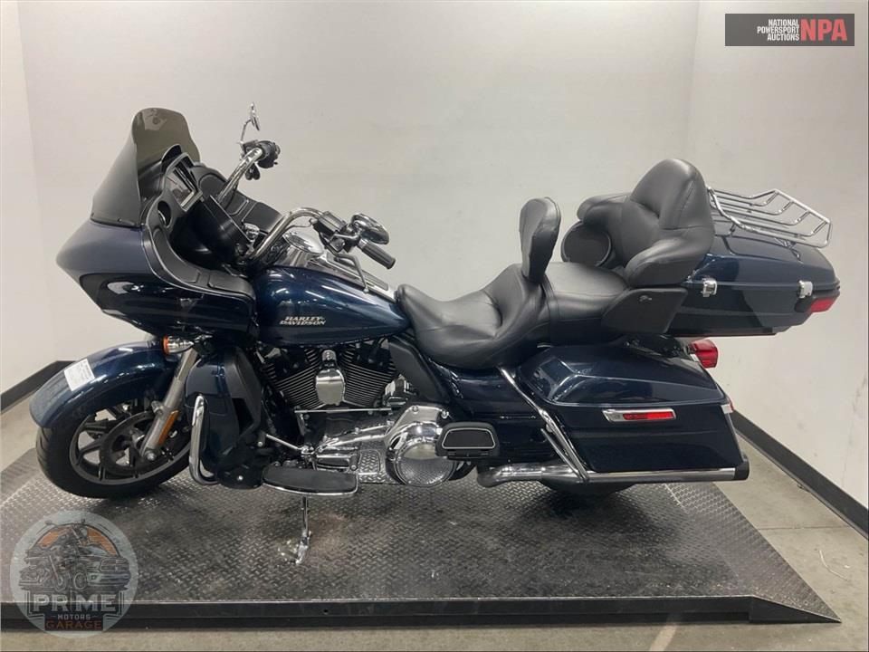 2016 Harley-Davidson FLTRU ROAD GLIDE ULTRA — фото 3