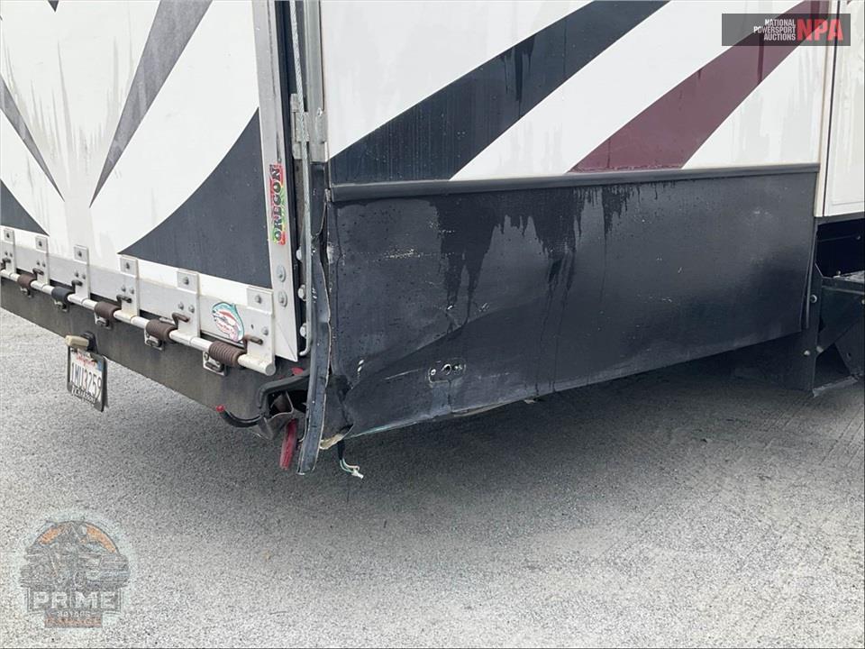 2016 Voltage M-4150 - TOY HAULER TOY HAULER SERIES — фото 37