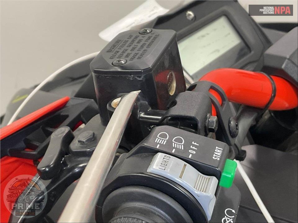 2021 Can-Am RENEGADE X XC 1000R — фото 16