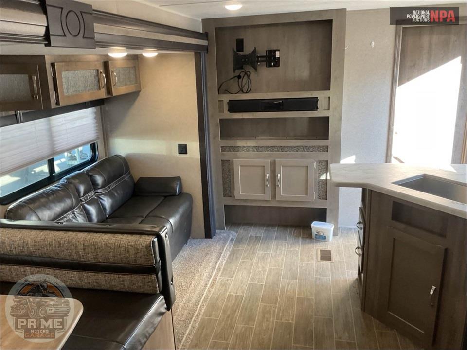 2019 Palomino By Forest River M-32RBFQ - PUMA SERIES — фото 9