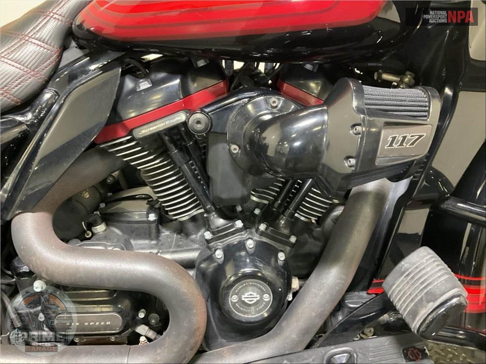 2021 Harley-Davidson FLTRXSE CVO ROAD GLIDE — фото 7