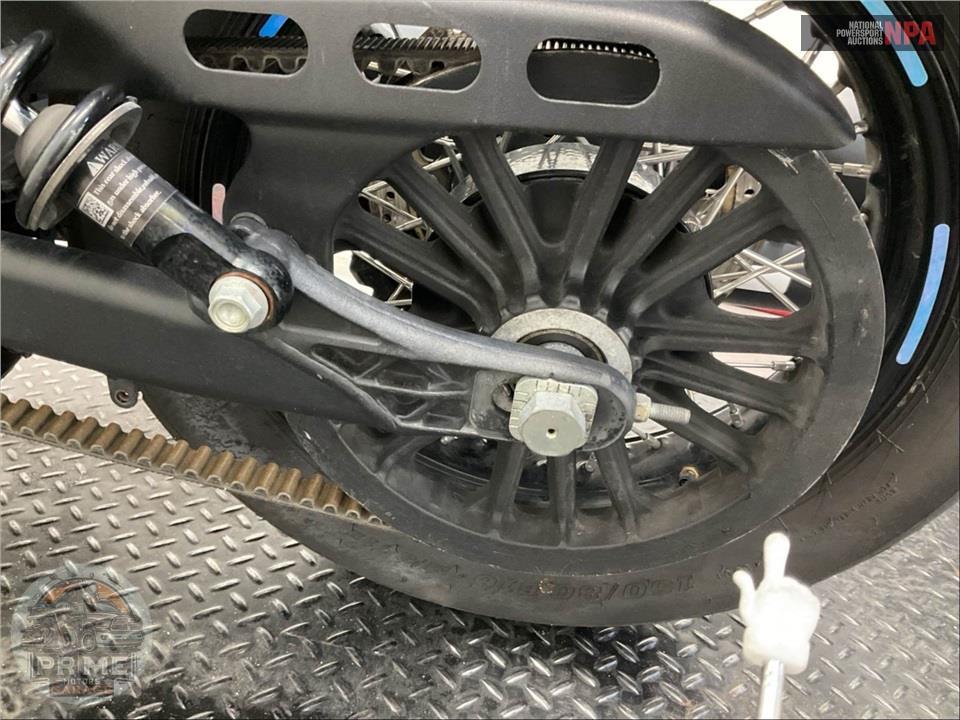 2020 Indian Motorcycle SCOUT BOBBER TWENTY ABS (THUNDER BLACK) — фото 24