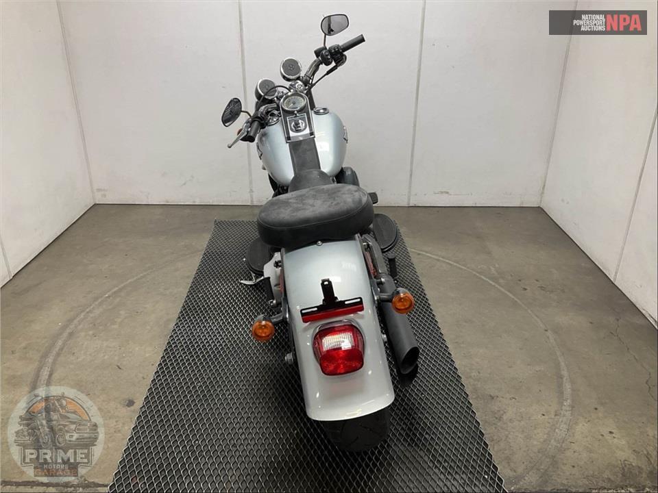 2011 Harley-Davidson FLSTFB FAT BOY LO — фото 4