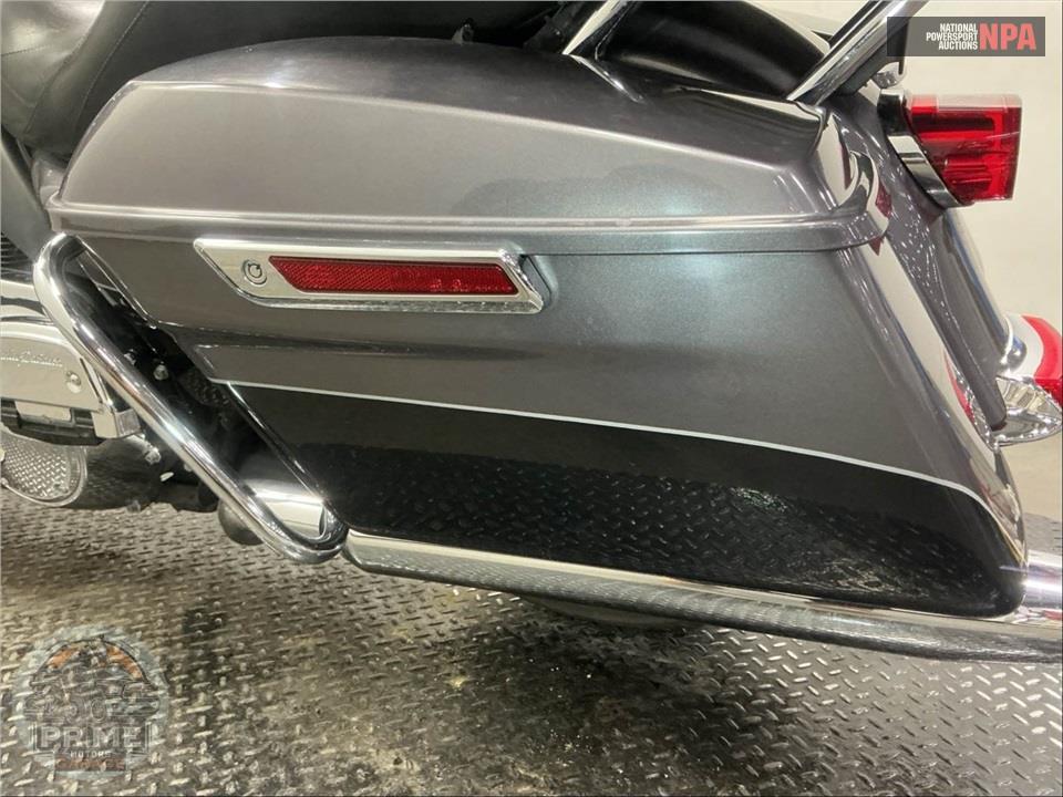 2014 Harley-Davidson FLHTK ELECTRA GLIDE ULTRA LIMITED — фото 27