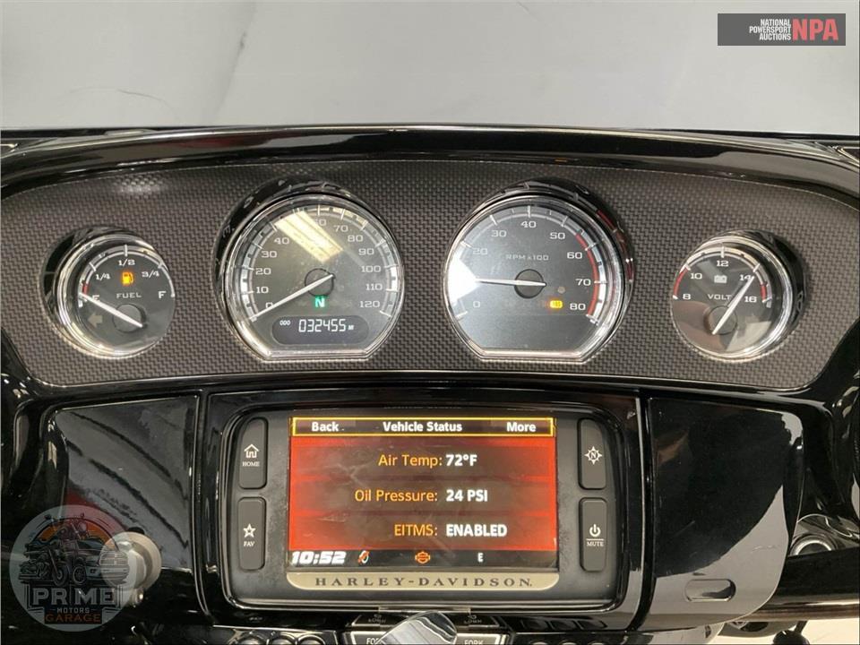 2016 Harley-Davidson FLHXSE CVO STREET GLIDE SPECIAL — фото 5