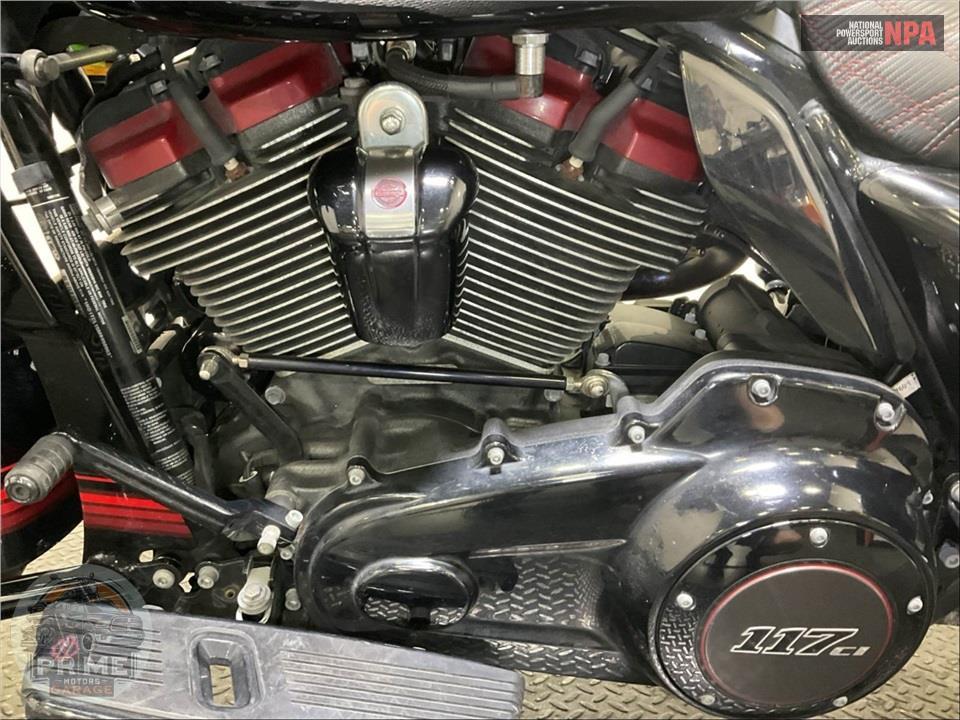 2021 Harley-Davidson FLTRXSE CVO ROAD GLIDE — фото 8